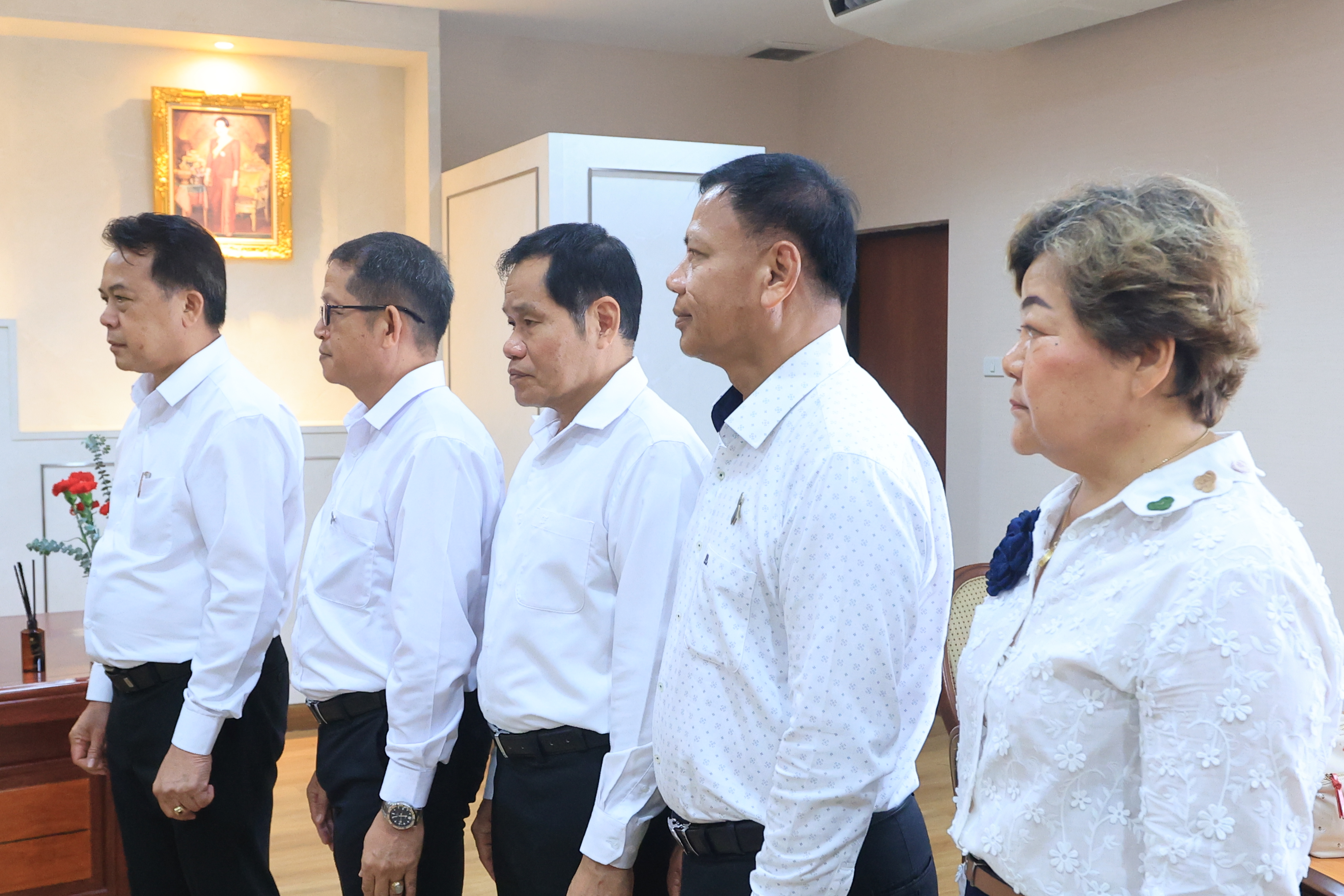 title - คณะผู้บริหาร ส.ป.ก. ร่วมแสดงความยินดีในโอกาสเข้ารับตำแหน่งของรัฐมนตรีว่าการกระทรวงเกษตรและสหกรณ์ และรัฐมนตรีช่วยว่าการกระทรวงเกษตรและสหกรณ์ 